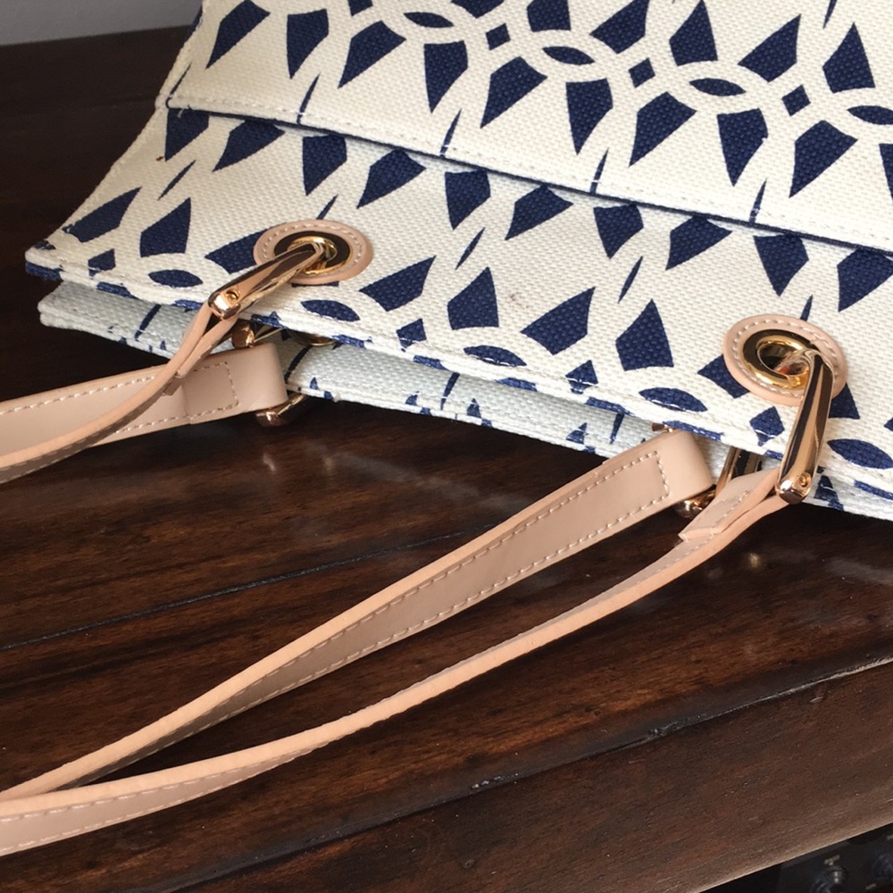 Spartina 449 four pocket linen purse - Picture 12 of 12